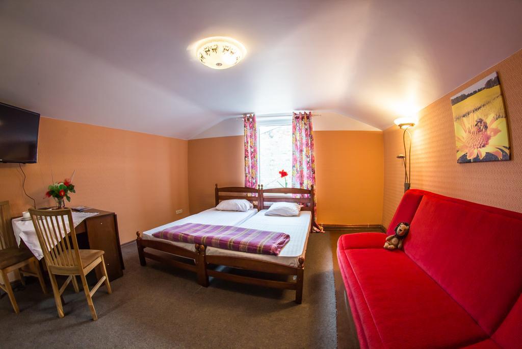 Medainie Apartamenti Liepaja Room photo
